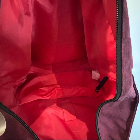 ADIDAS Gym Bag with Yoga Mat Straps Lined Interior Pocket Tote Style - Picture 7 of 12